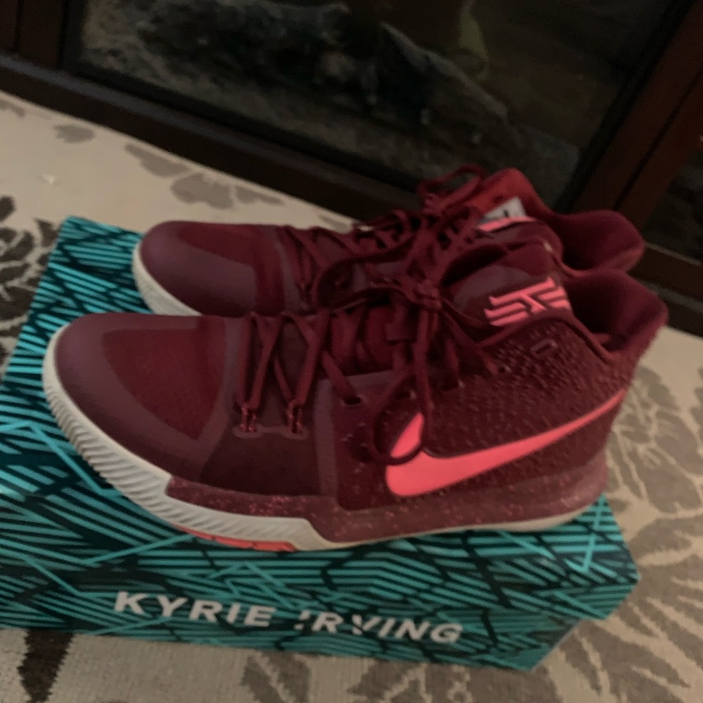 Kyrie 3 hot punch size 12 WITH BOX